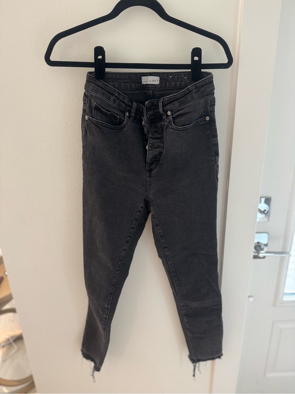 LOFT High-Rise Black Skinny Jeans